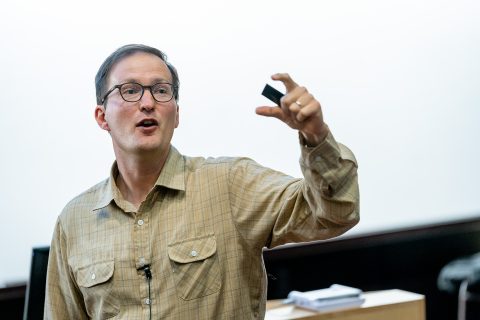 Economics 202, Prof Anders Fremstad in the College of Liberal Arts teaches class, April 30, 2019.